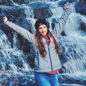 Meet your Posher, Gabby